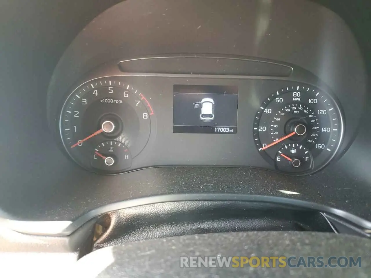 9 fotografías del automóvil dañado KNDJ23AU1L7062780 KIA SOUL 2020