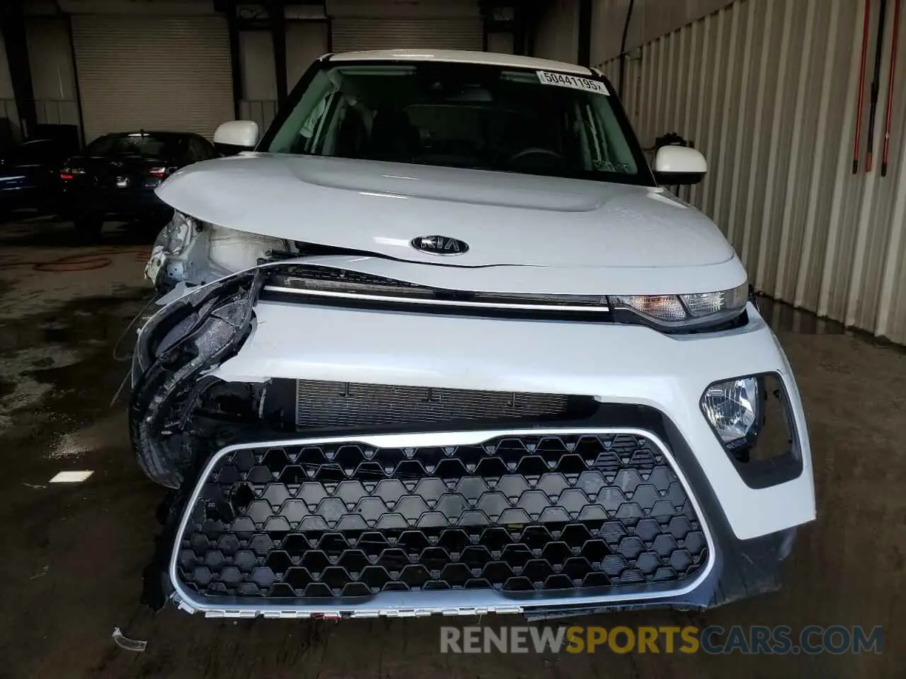 5 fotografías del automóvil dañado KNDJ23AU1L7067185 KIA SOUL 2020