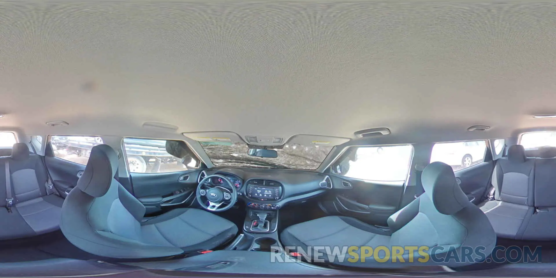 15 fotografías del automóvil dañado KNDJ23AU1L7094824 KIA SOUL 2020