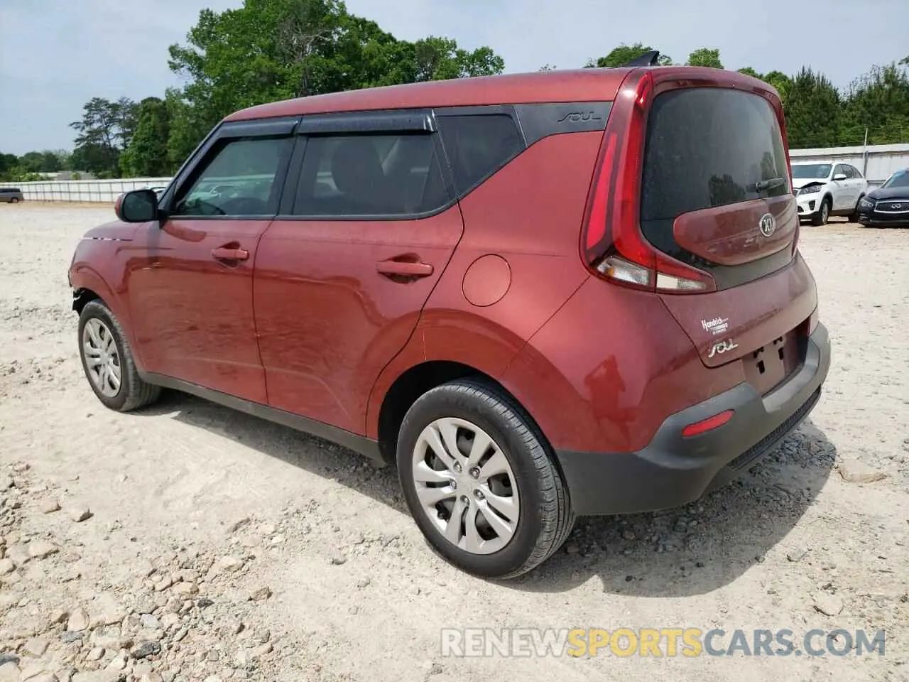 2 fotografías del automóvil dañado KNDJ23AU1L7094824 KIA SOUL 2020