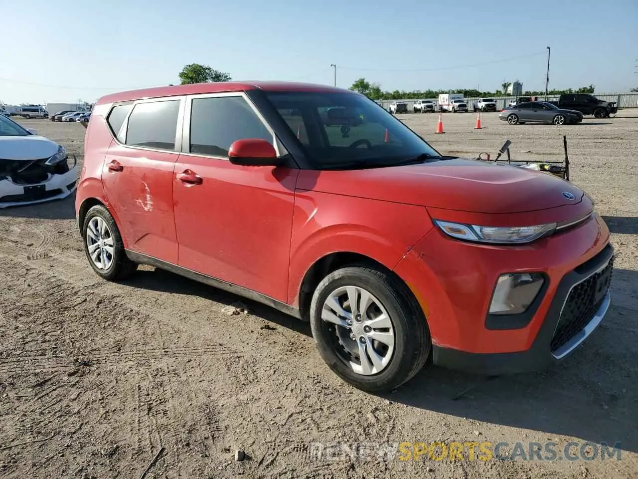 4 fotografías del automóvil dañado KNDJ23AU1L7728794 KIA SOUL 2020