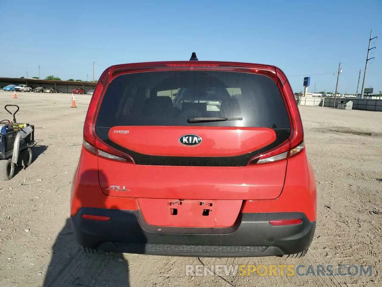 6 fotografías del automóvil dañado KNDJ23AU1L7728794 KIA SOUL 2020