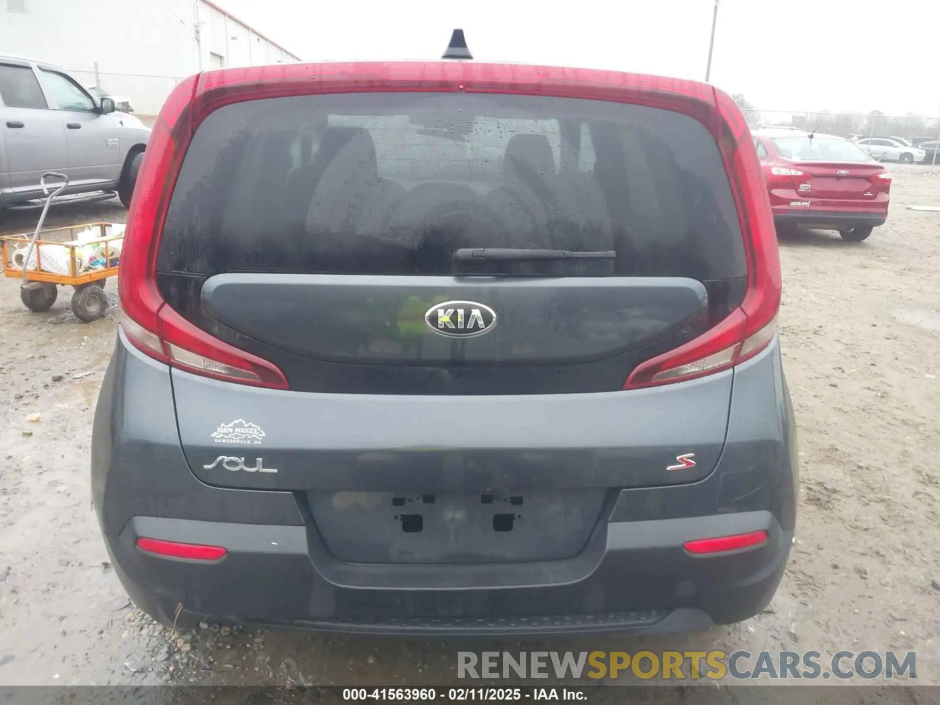 17 fotografías del automóvil dañado KNDJ23AU2L7001180 KIA SOUL 2020