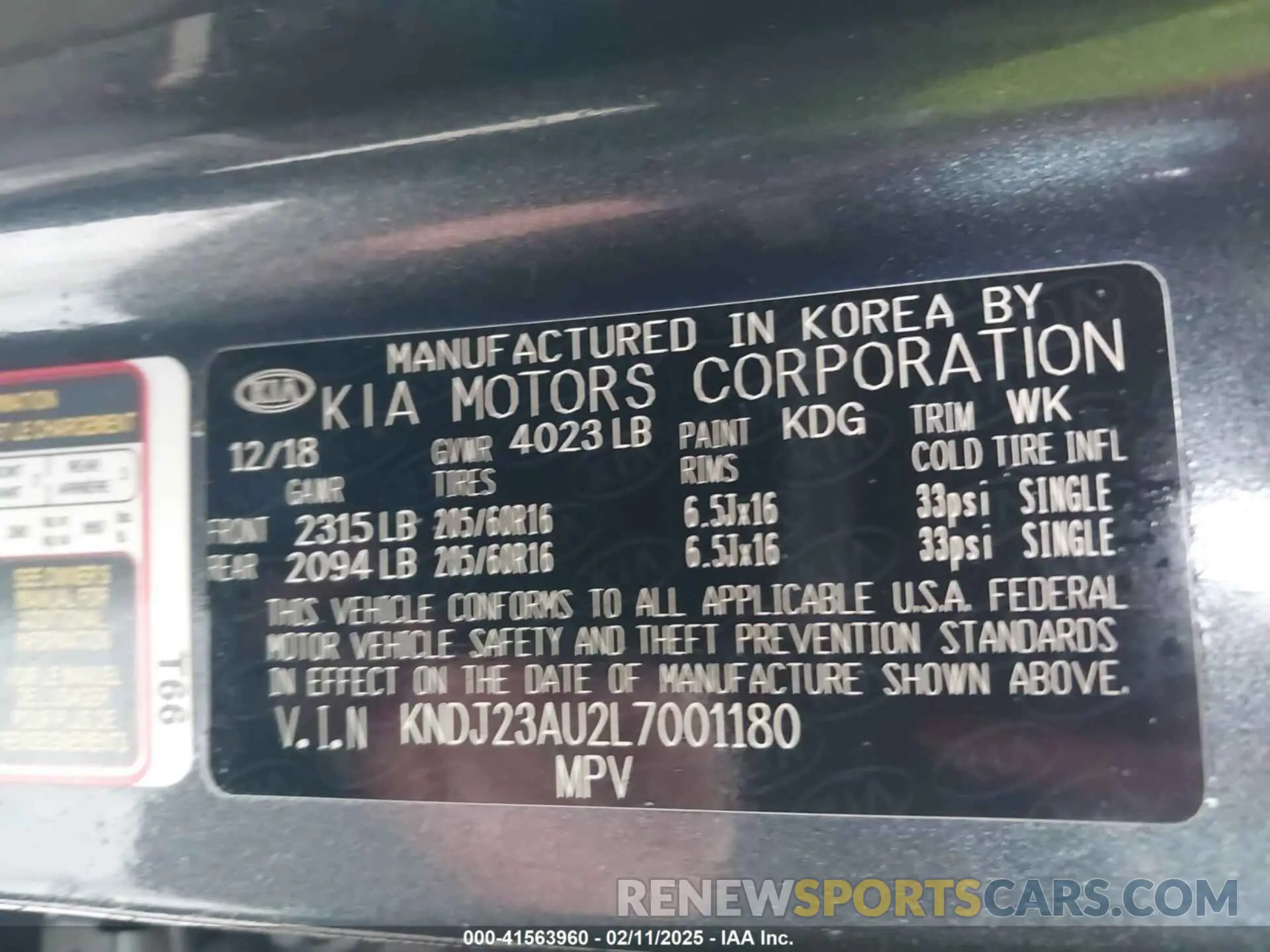 9 fotografías del automóvil dañado KNDJ23AU2L7001180 KIA SOUL 2020