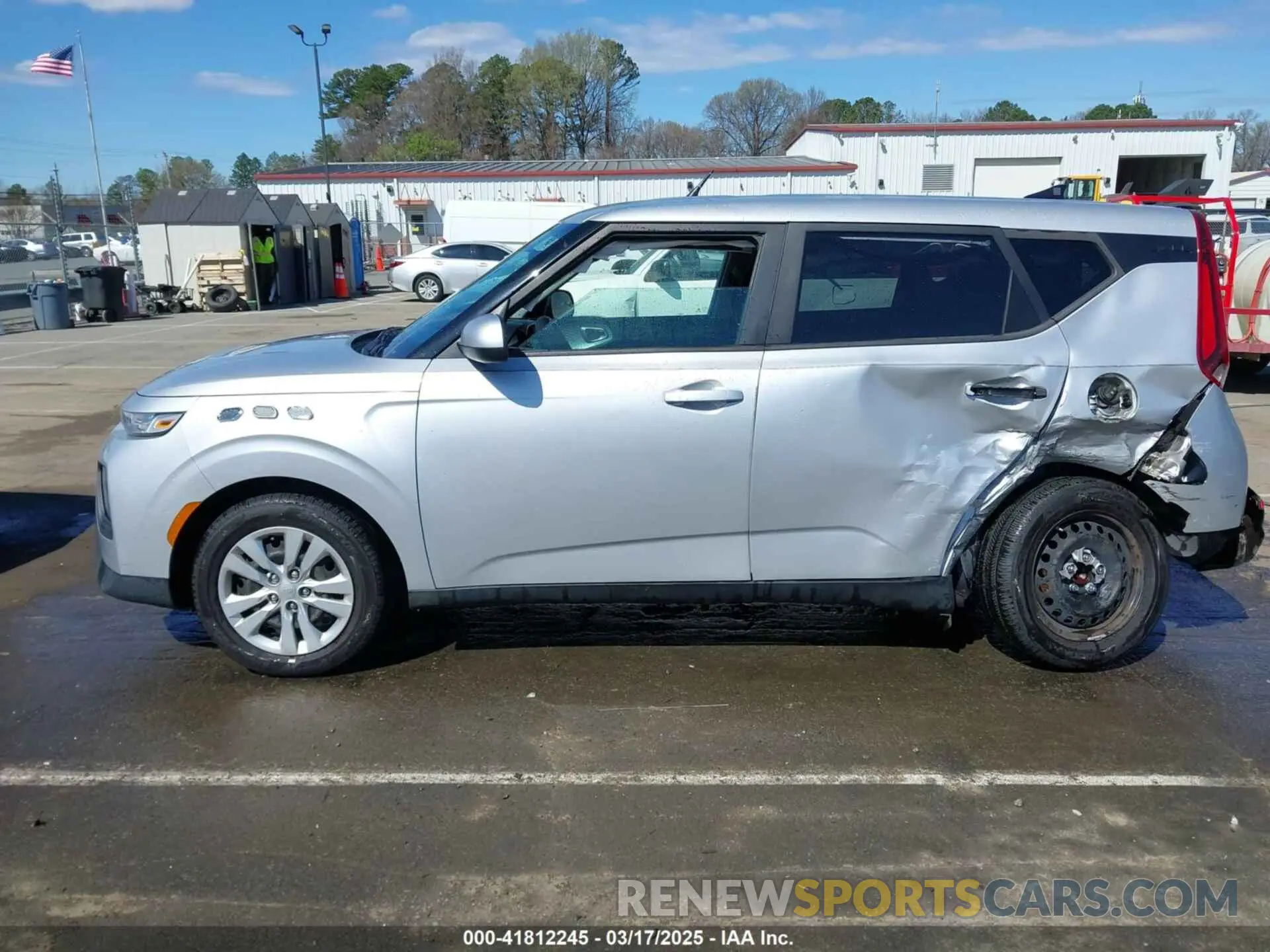 15 fotografías del automóvil dañado KNDJ23AU2L7004287 KIA SOUL 2020