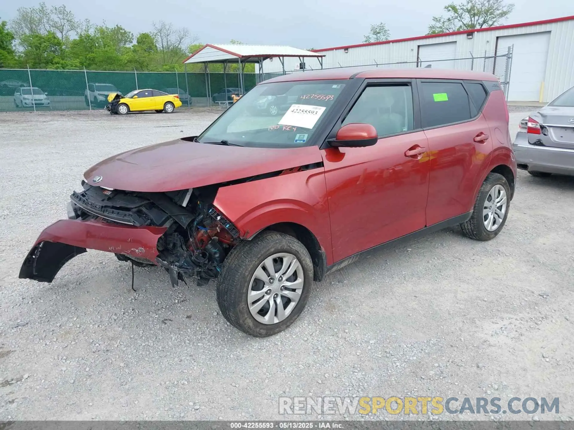 2 fotografías del automóvil dañado KNDJ23AU2L7021767 KIA SOUL 2020