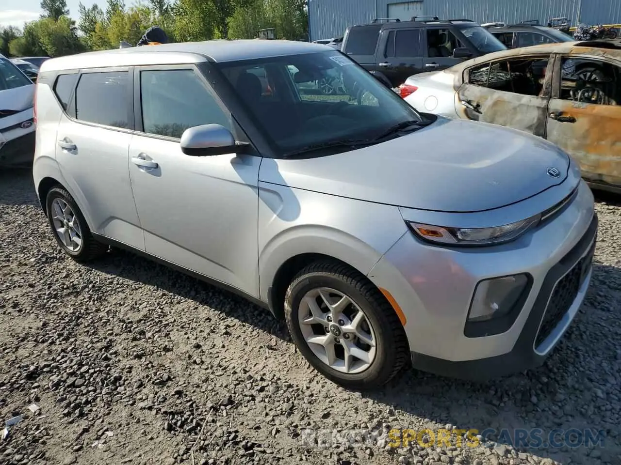 4 fotografías del automóvil dañado KNDJ23AU2L7056311 KIA SOUL 2020