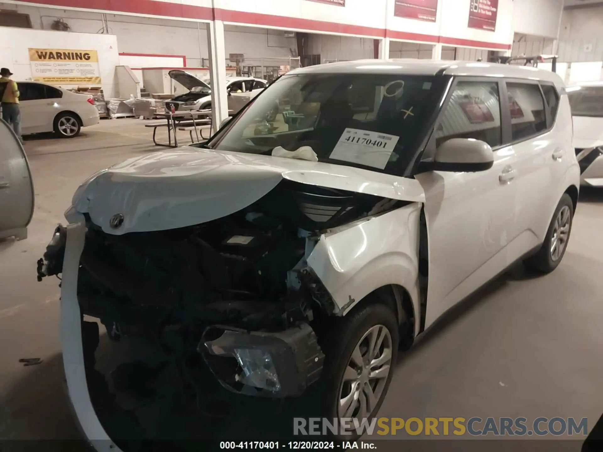 2 fotografías del automóvil dañado KNDJ23AU2L7071150 KIA SOUL 2020
