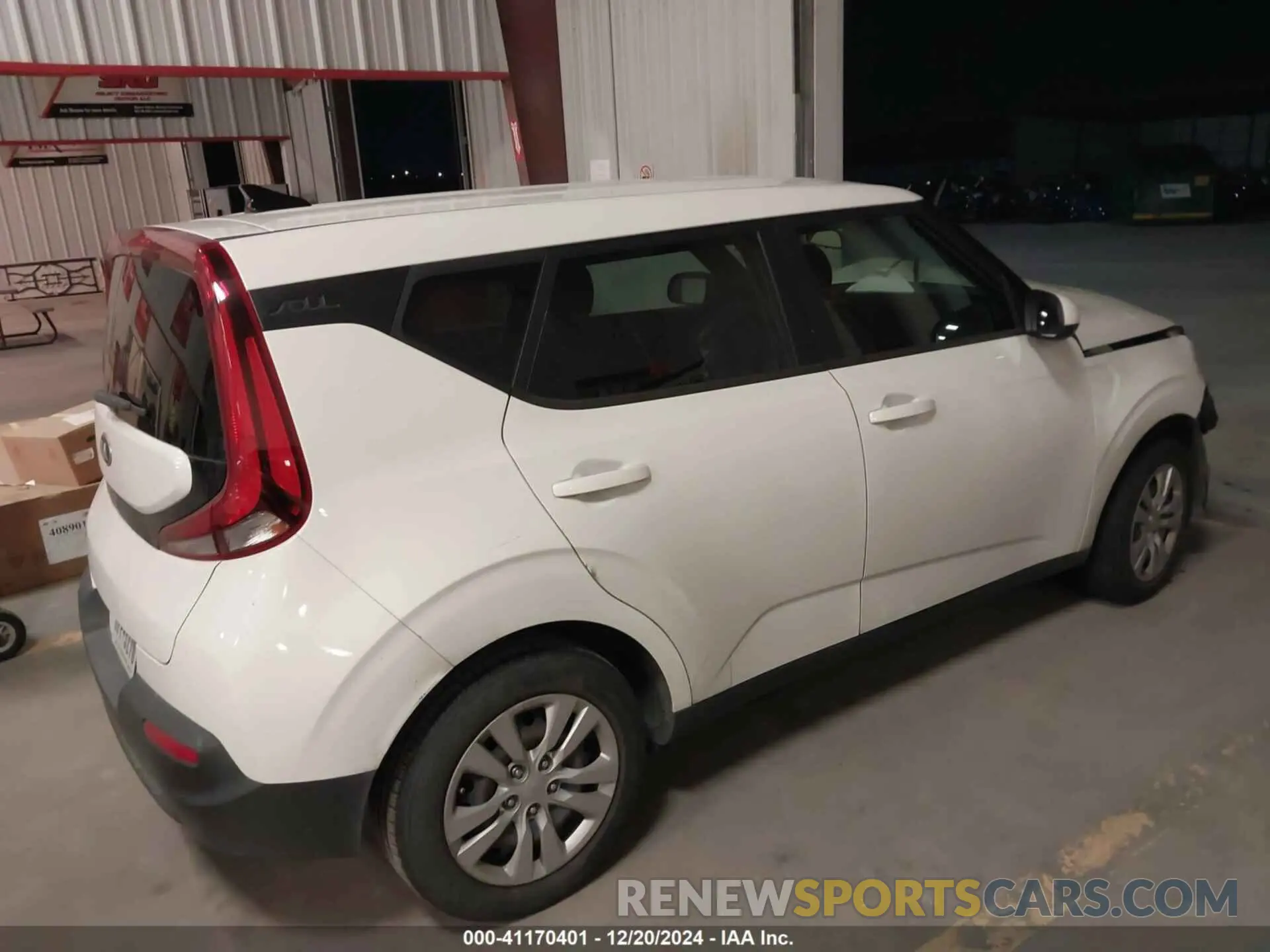 4 fotografías del automóvil dañado KNDJ23AU2L7071150 KIA SOUL 2020