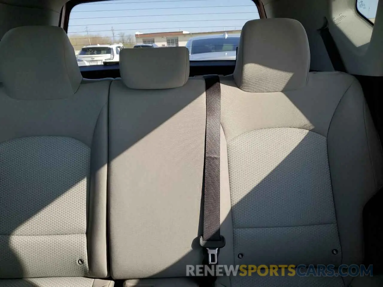 10 fotografías del automóvil dañado KNDJ23AU2L7081810 KIA SOUL 2020