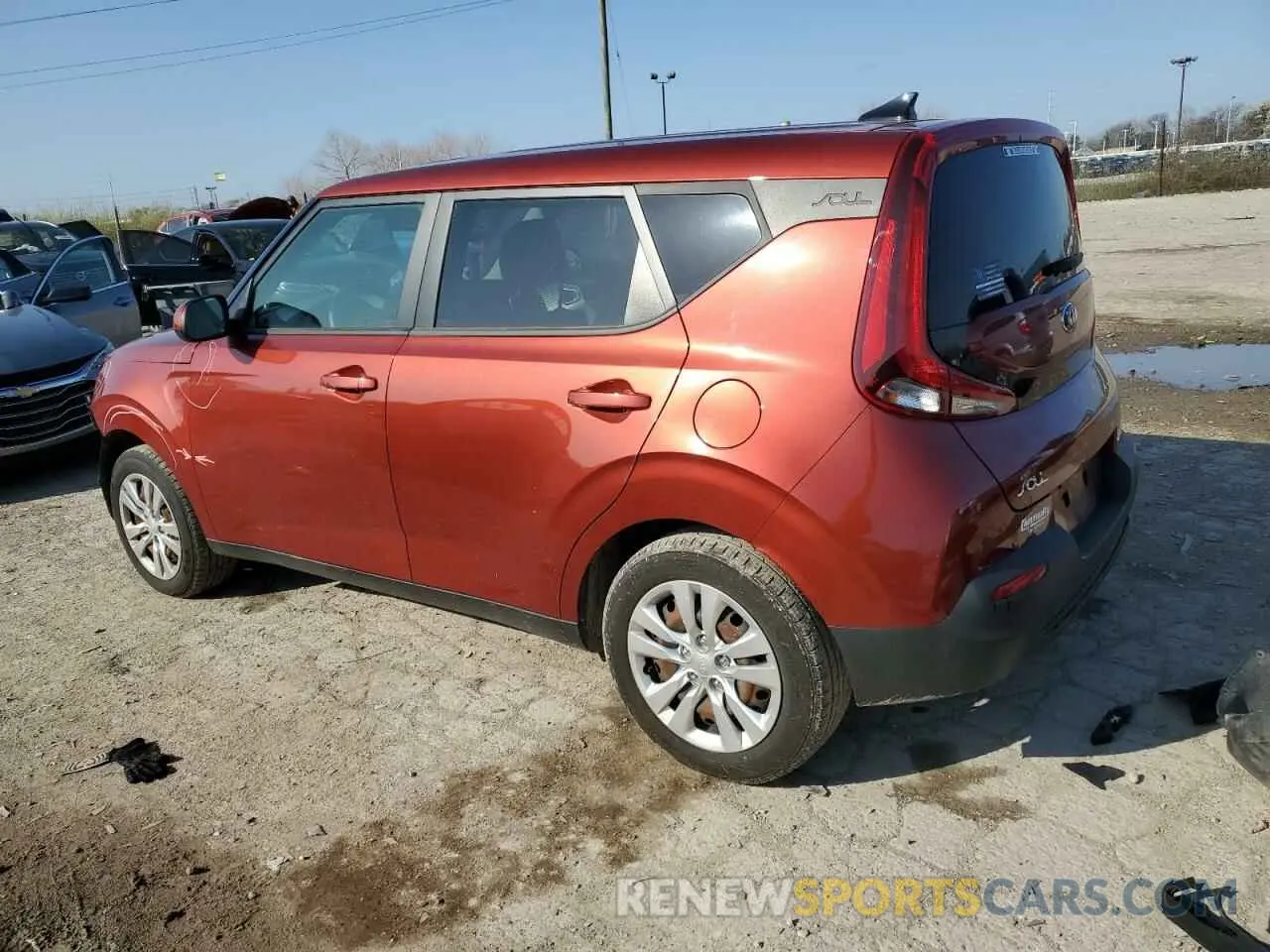 2 fotografías del automóvil dañado KNDJ23AU2L7081810 KIA SOUL 2020