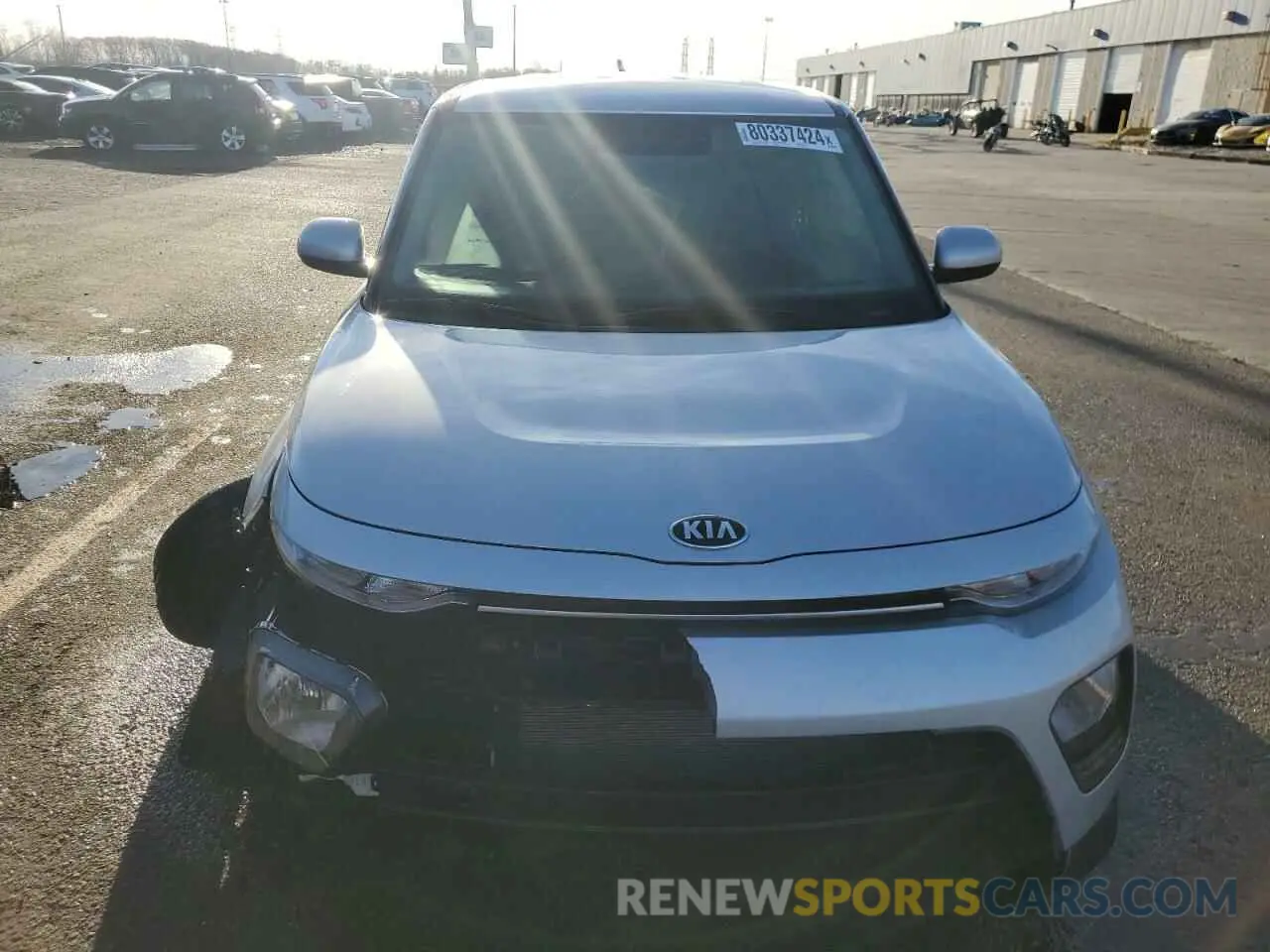 5 fotografías del automóvil dañado KNDJ23AU2L7110853 KIA SOUL 2020