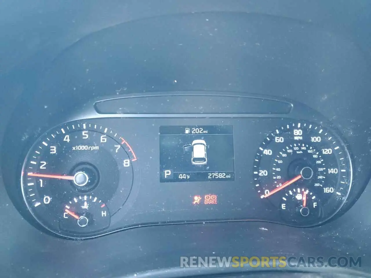 9 fotografías del automóvil dañado KNDJ23AU2L7116281 KIA SOUL 2020