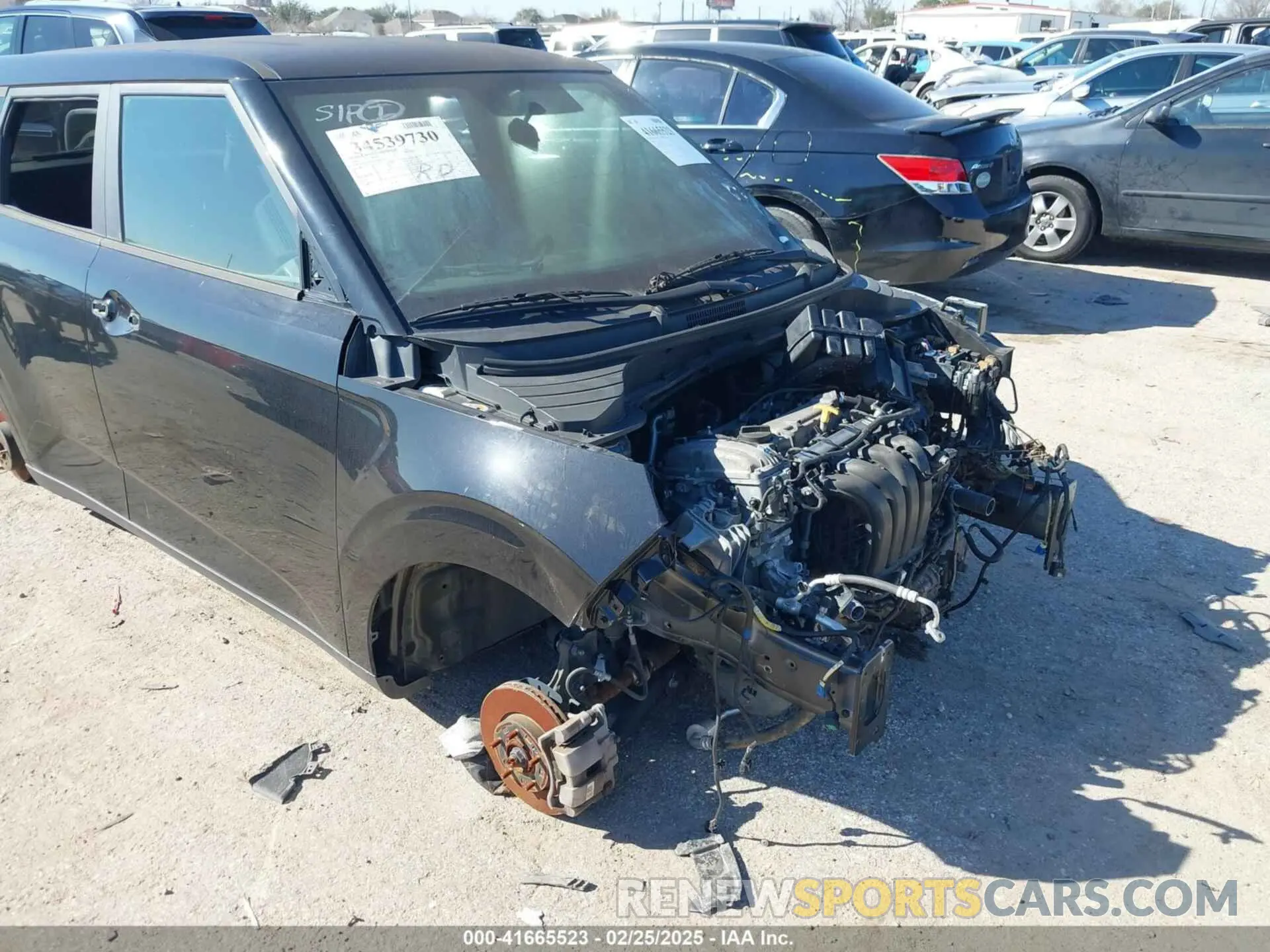 20 fotografías del automóvil dañado KNDJ23AU2L7120735 KIA SOUL 2020