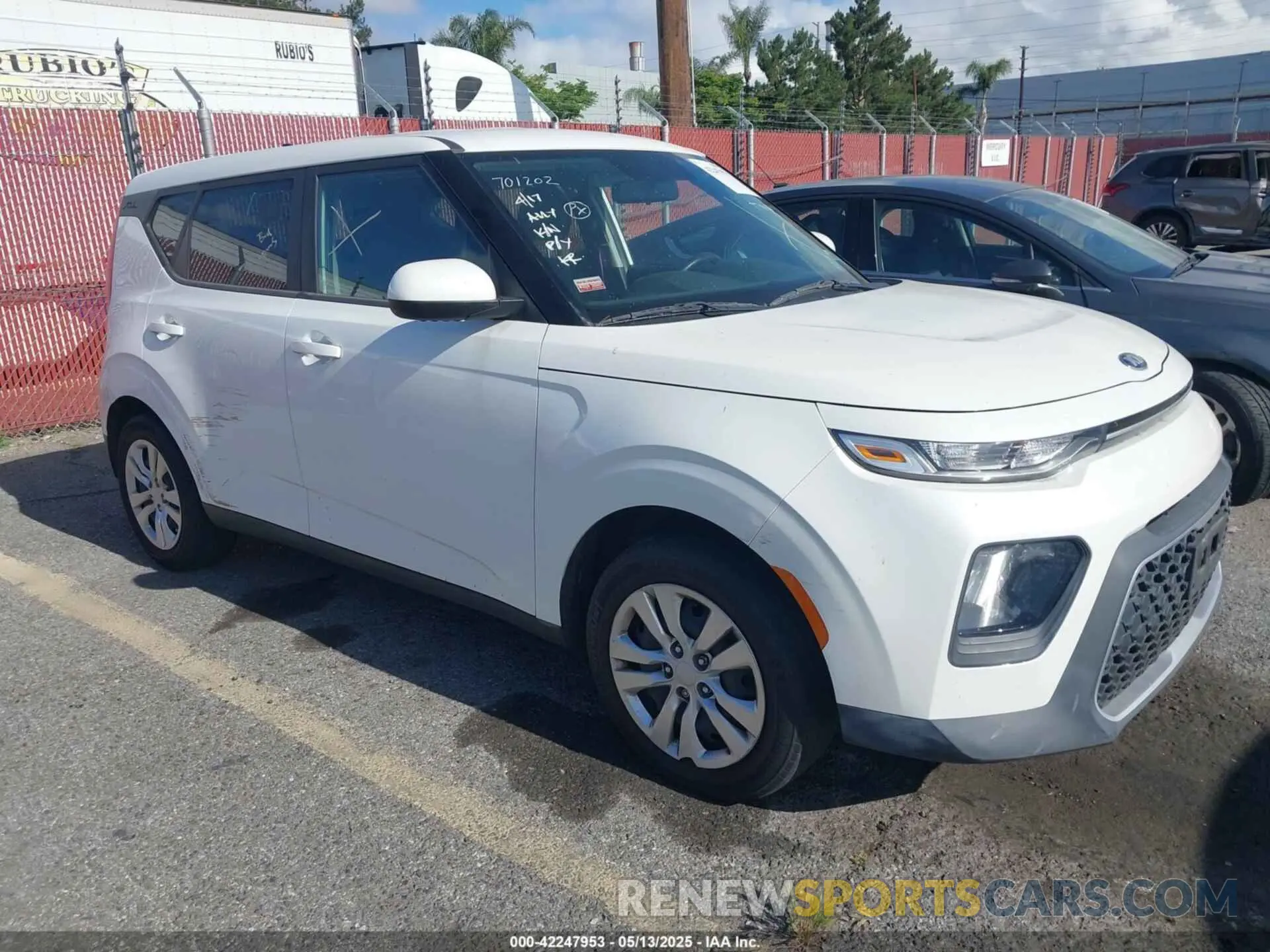 1 fotografías del automóvil dañado KNDJ23AU2L7701202 KIA SOUL 2020