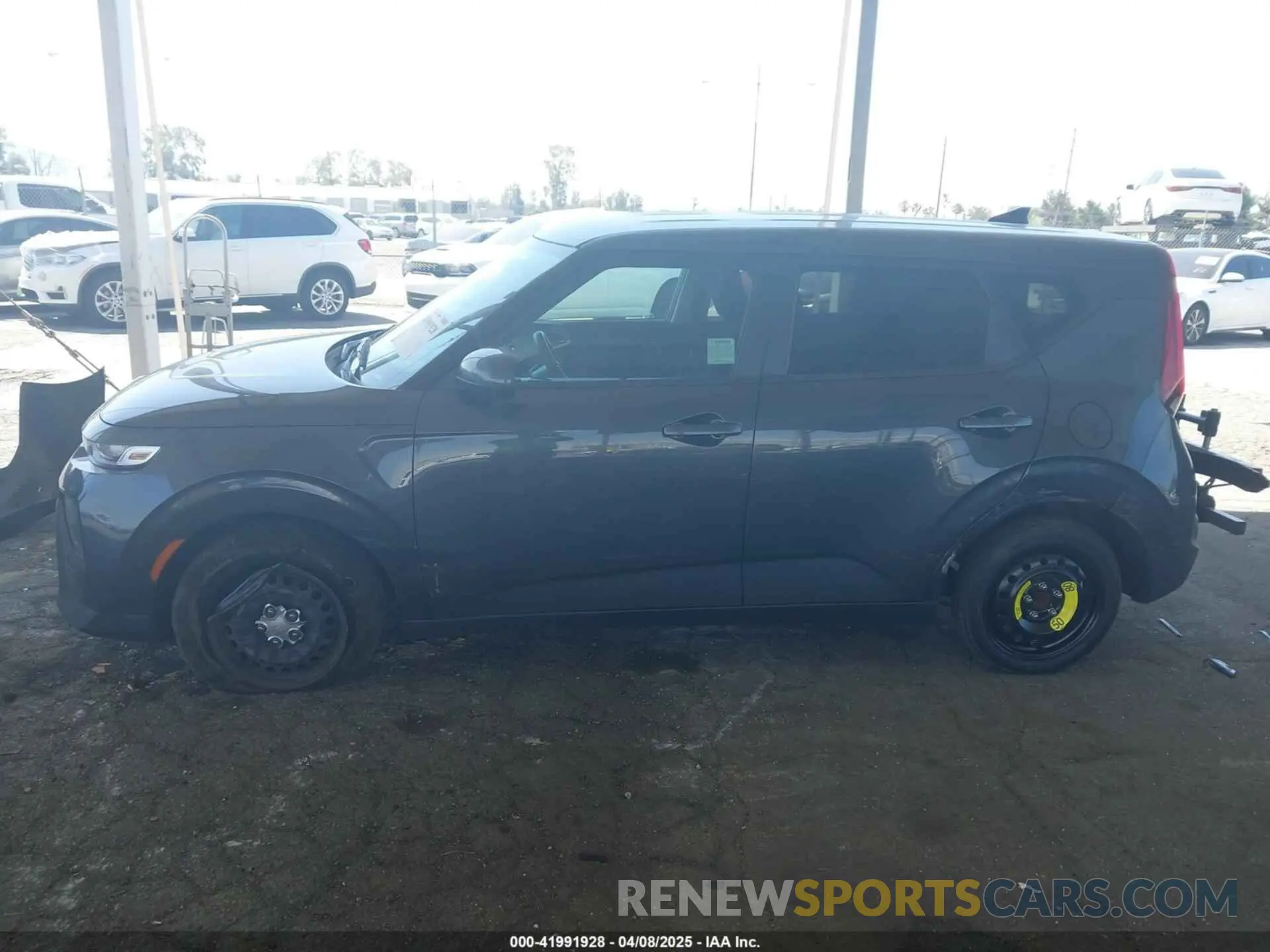 6 fotografías del automóvil dañado KNDJ23AU2L7715620 KIA SOUL 2020