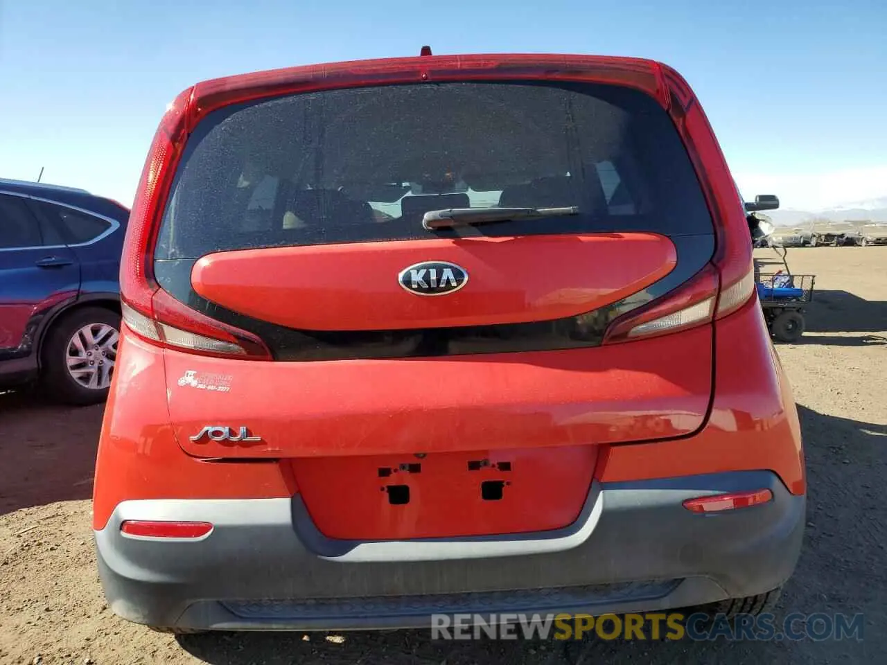 6 fotografías del automóvil dañado KNDJ23AU2L7720722 KIA SOUL 2020