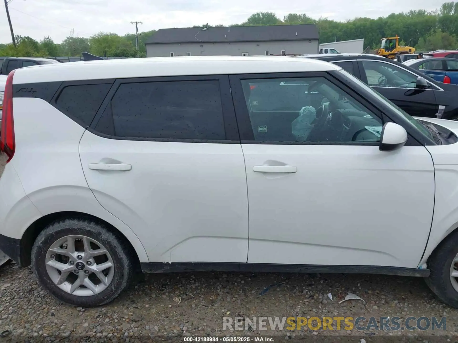 14 fotografías del automóvil dañado KNDJ23AU3L7017808 KIA SOUL 2020