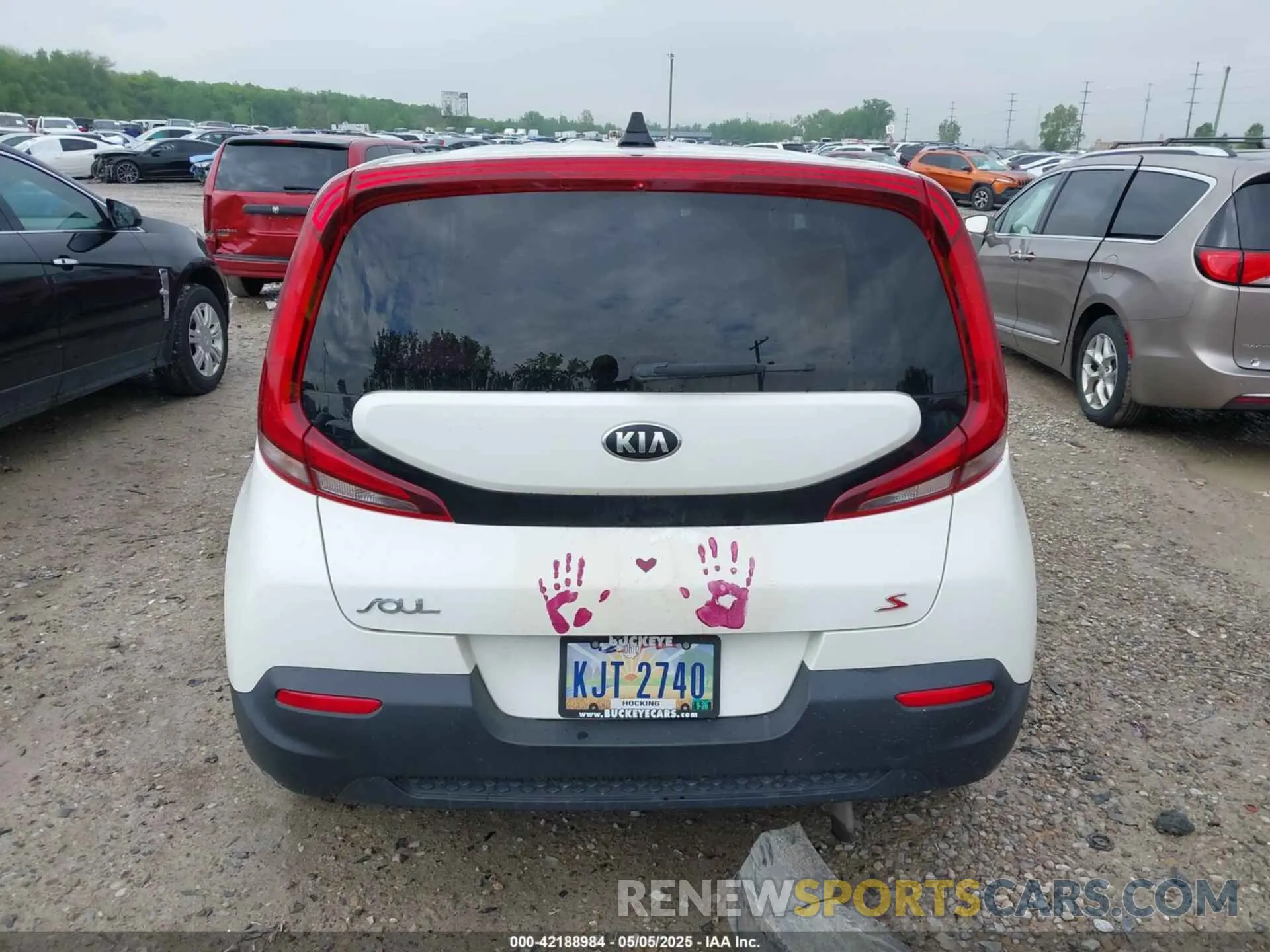 17 fotografías del automóvil dañado KNDJ23AU3L7017808 KIA SOUL 2020