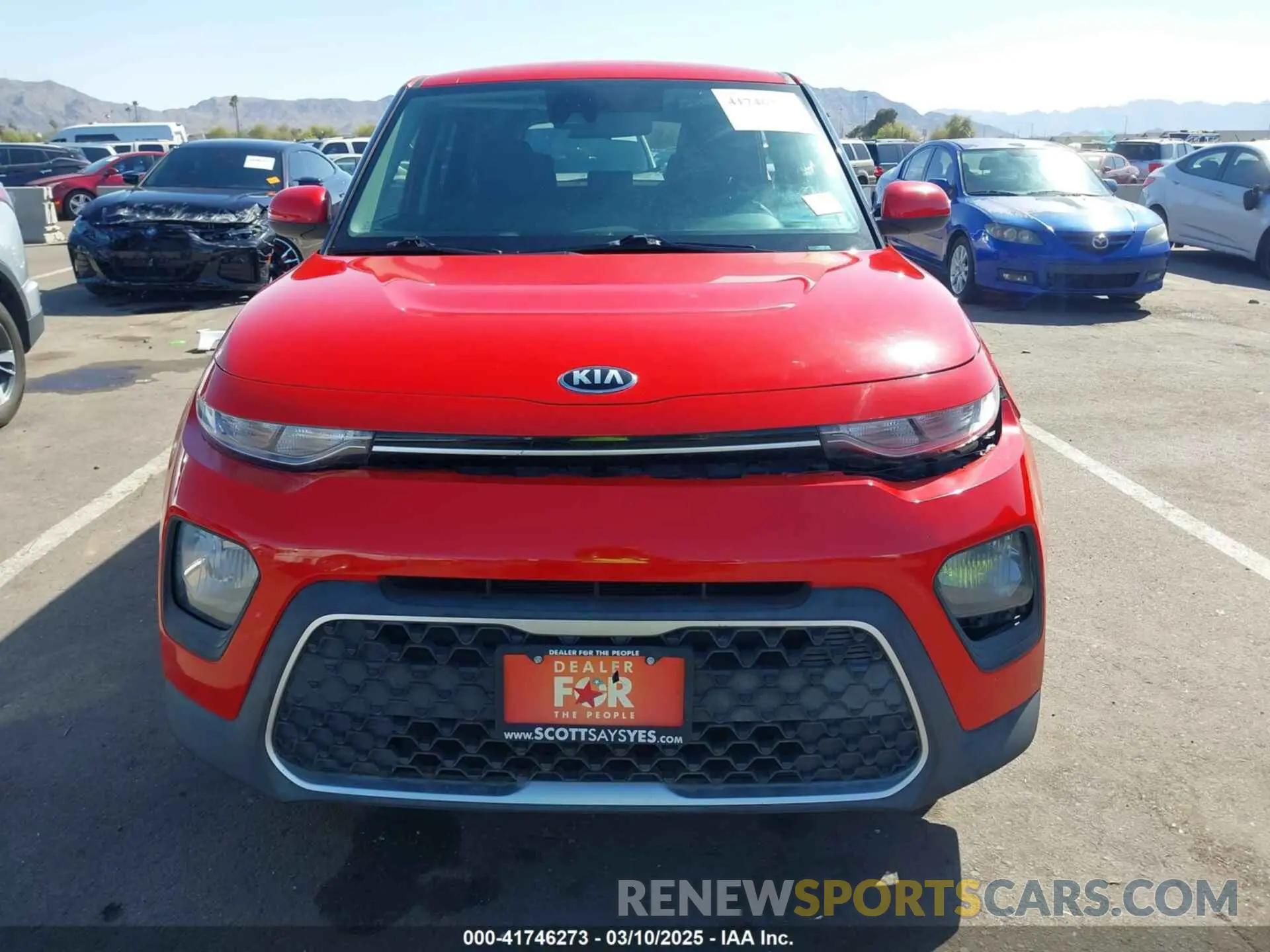 12 fotografías del automóvil dañado KNDJ23AU3L7025665 KIA SOUL 2020