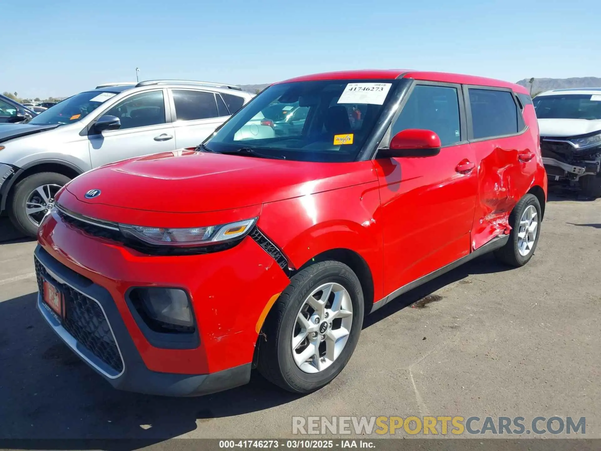 2 fotografías del automóvil dañado KNDJ23AU3L7025665 KIA SOUL 2020