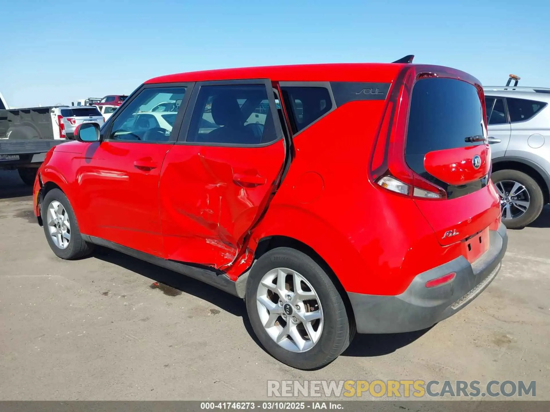 6 fotografías del automóvil dañado KNDJ23AU3L7025665 KIA SOUL 2020