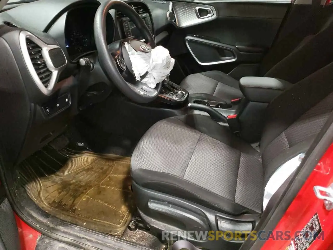 7 fotografías del automóvil dañado KNDJ23AU3L7067768 KIA SOUL 2020