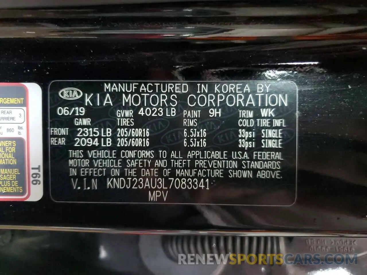 13 fotografías del automóvil dañado KNDJ23AU3L7083341 KIA SOUL 2020