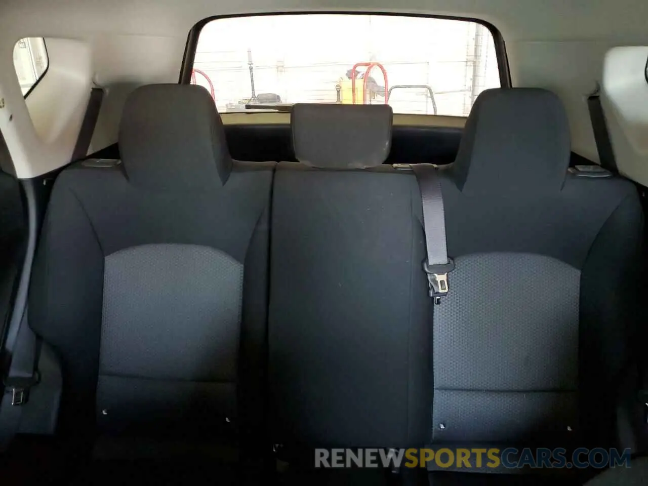 10 fotografías del automóvil dañado KNDJ23AU3L7091701 KIA SOUL 2020