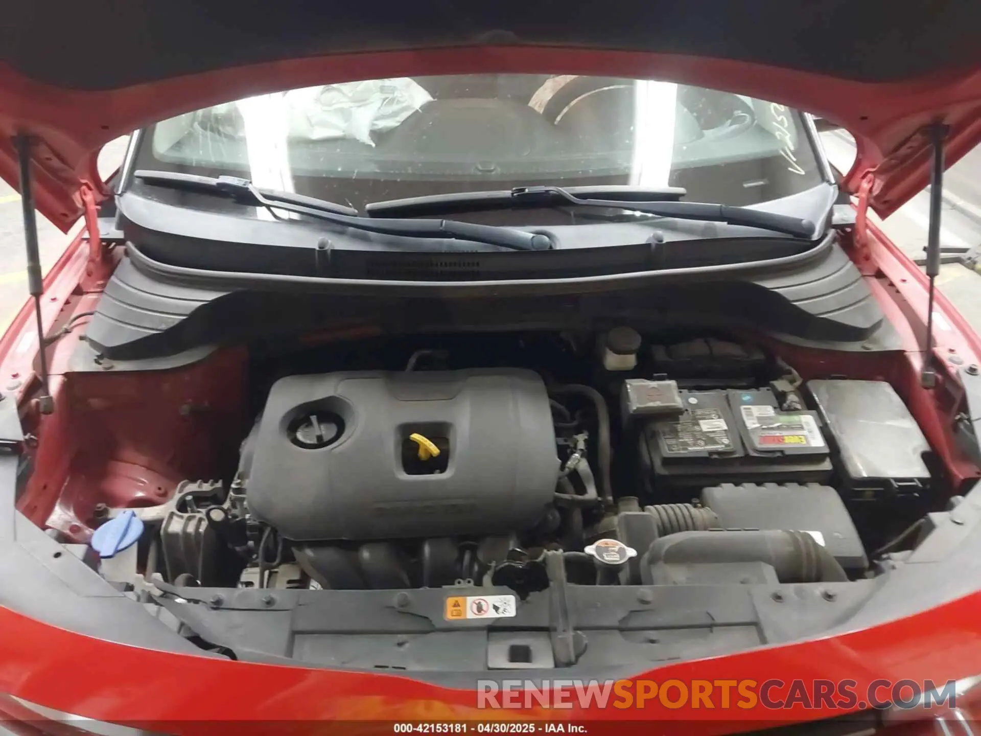 10 fotografías del automóvil dañado KNDJ23AU3L7702150 KIA SOUL 2020