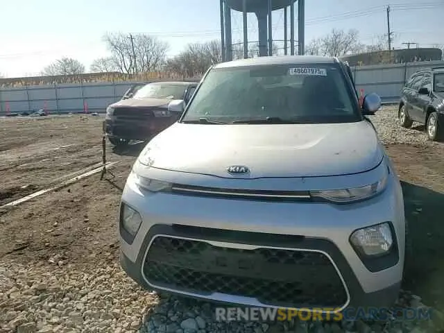 12 fotografías del automóvil dañado KNDJ23AU3L7716534 KIA SOUL 2020