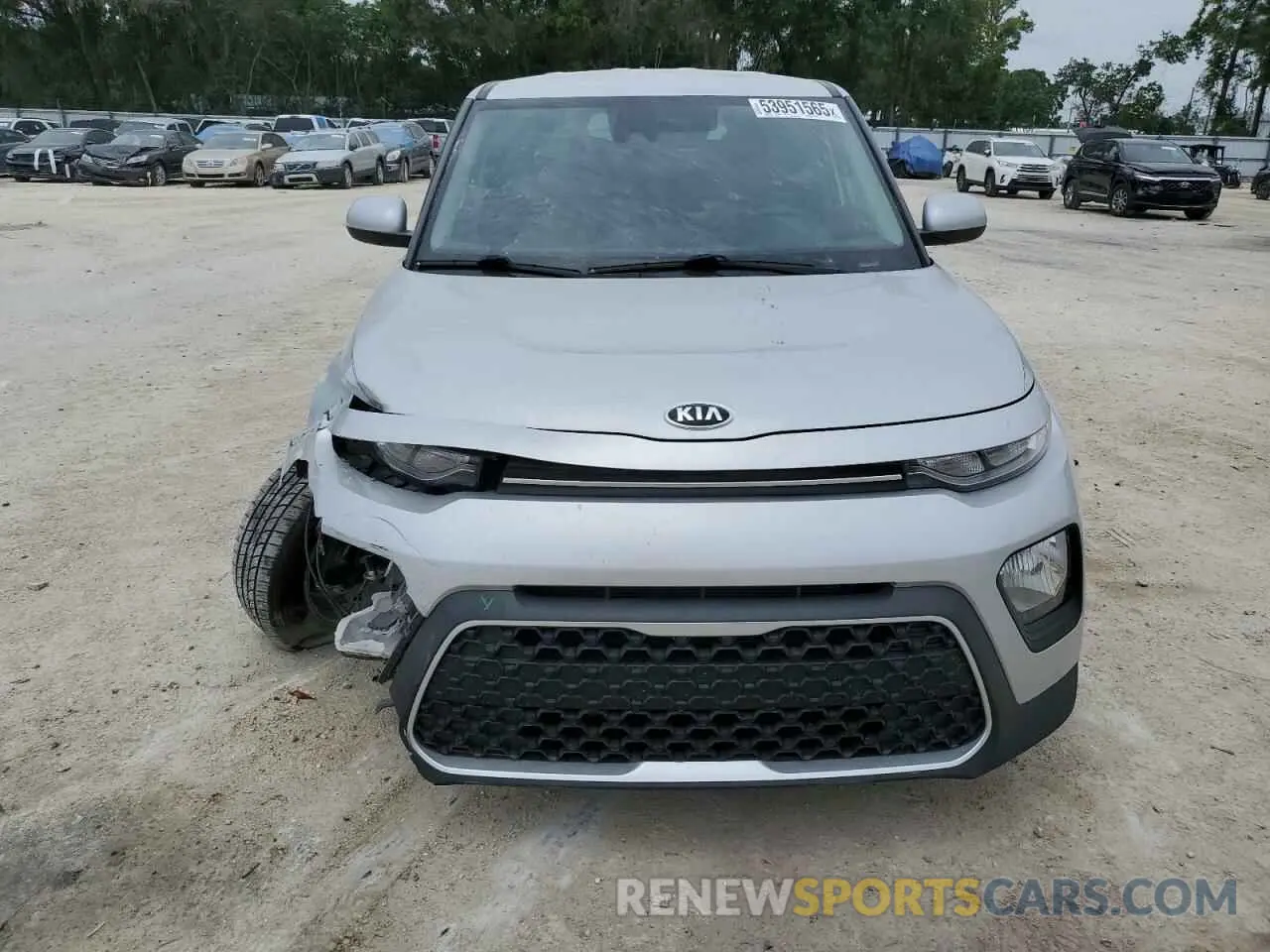 5 fotografías del automóvil dañado KNDJ23AU3L7716596 KIA SOUL 2020