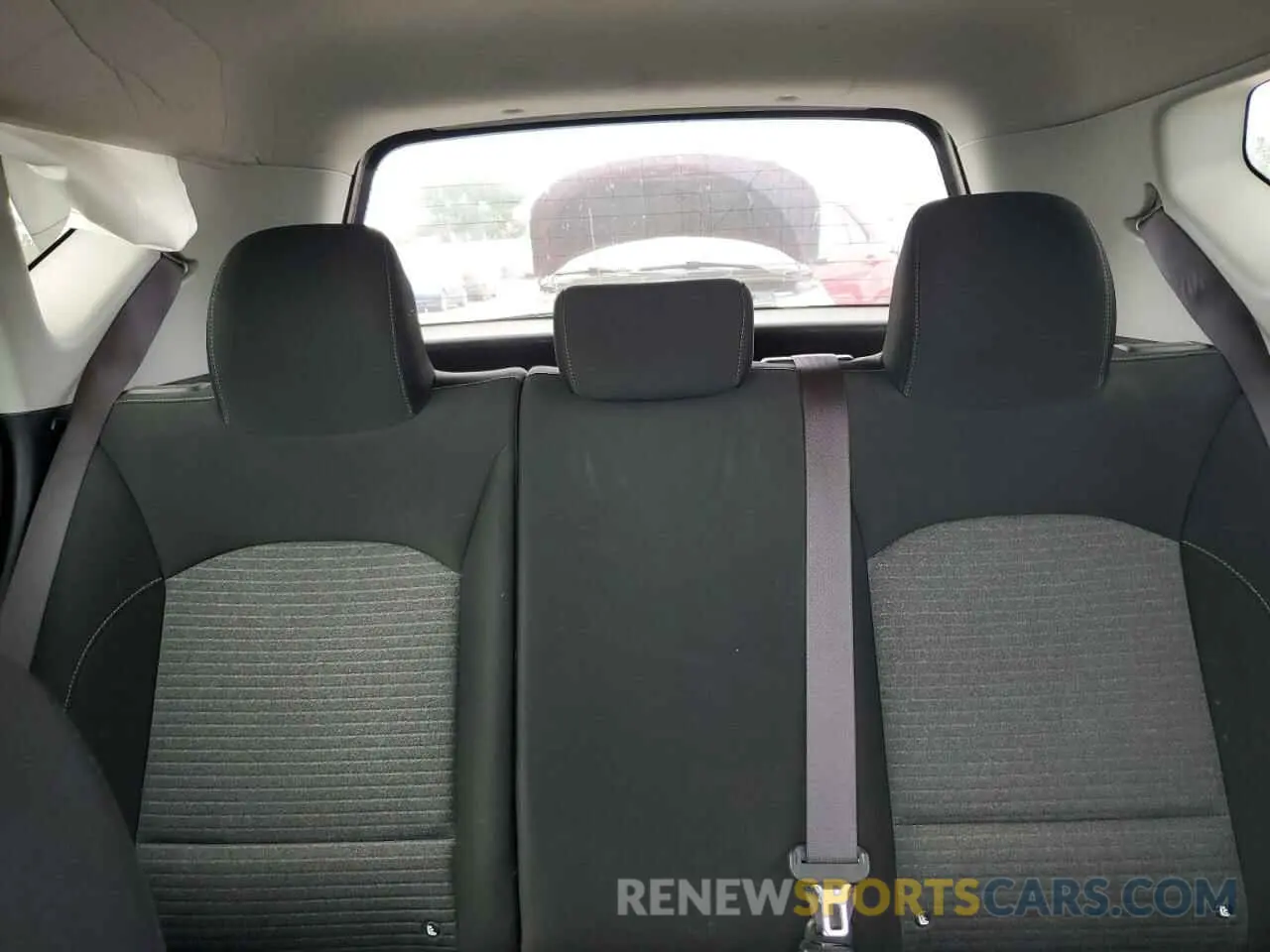 10 fotografías del automóvil dañado KNDJ23AU4L7013296 KIA SOUL 2020