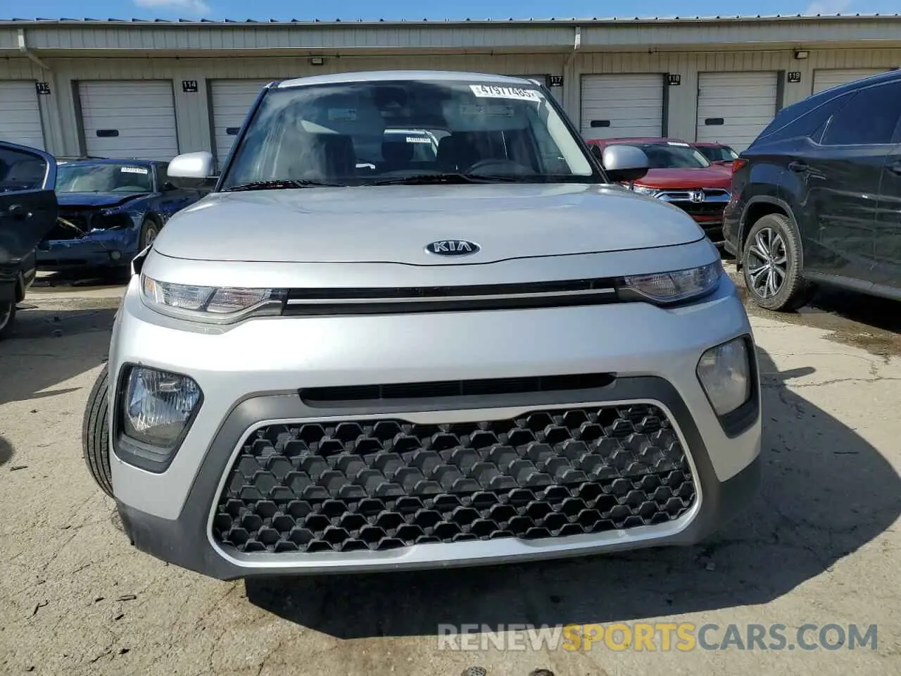 5 fotografías del automóvil dañado KNDJ23AU4L7015937 KIA SOUL 2020