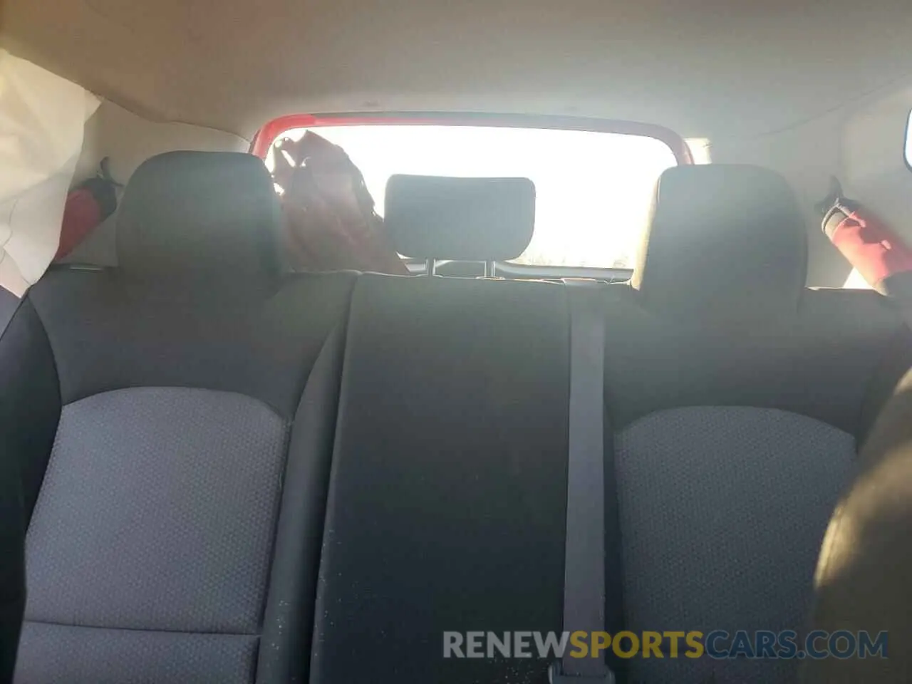 10 fotografías del automóvil dañado KNDJ23AU4L7057590 KIA SOUL 2020