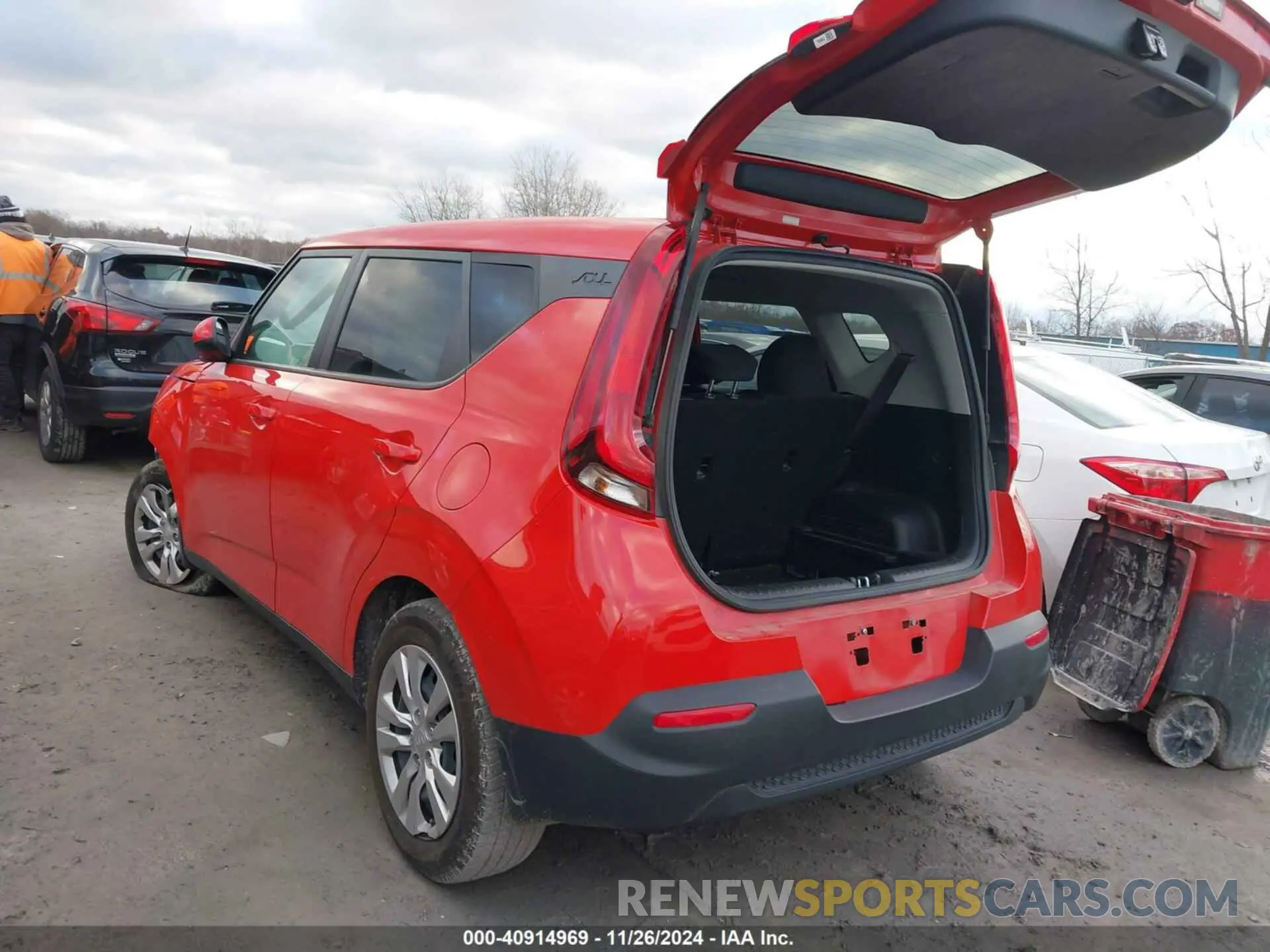 3 fotografías del automóvil dañado KNDJ23AU4L7059789 KIA SOUL 2020