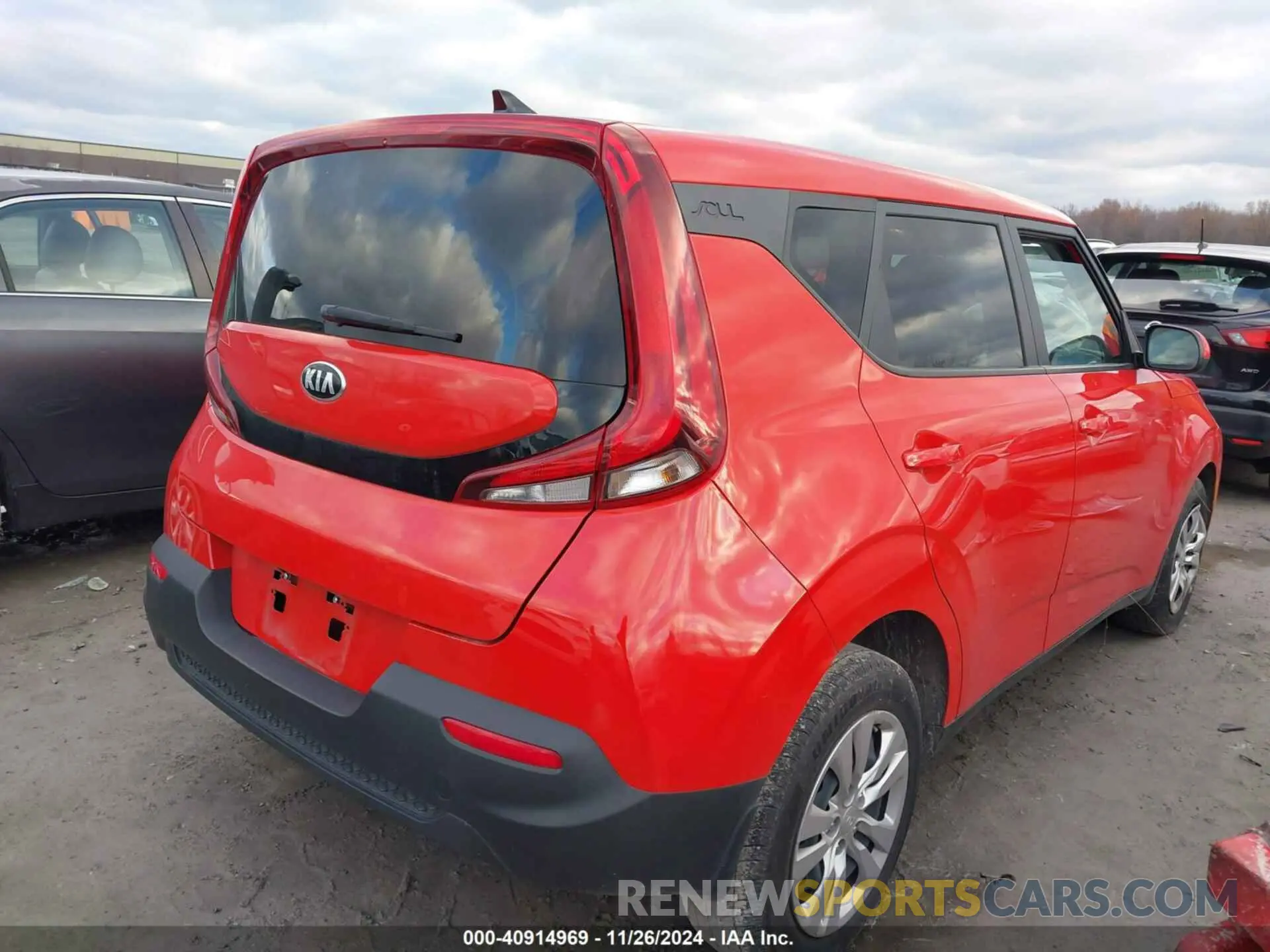 4 fotografías del automóvil dañado KNDJ23AU4L7059789 KIA SOUL 2020