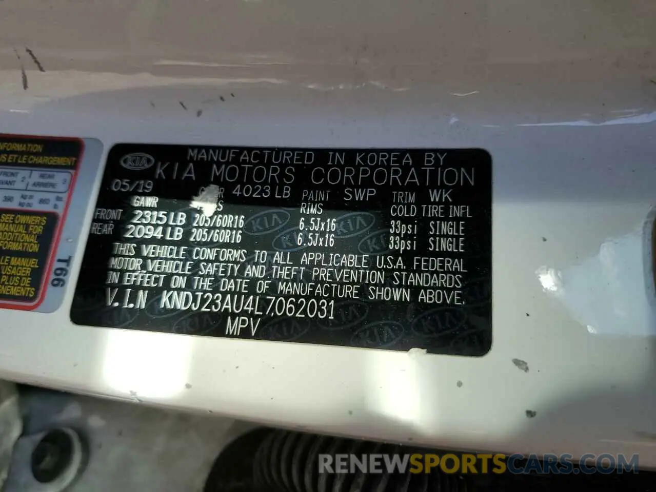 13 fotografías del automóvil dañado KNDJ23AU4L7062031 KIA SOUL 2020