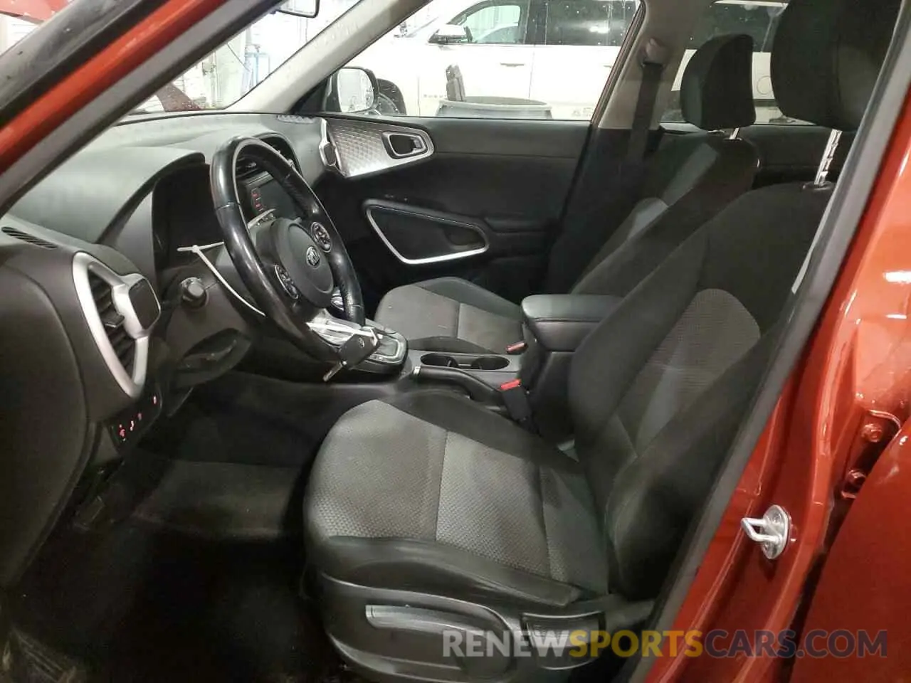 7 fotografías del automóvil dañado KNDJ23AU4L7063843 KIA SOUL 2020