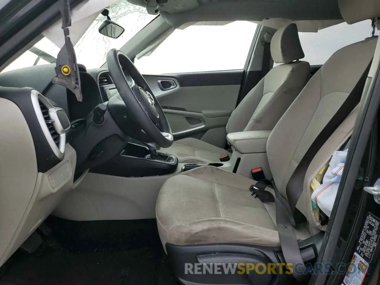 7 fotografías del automóvil dañado KNDJ23AU4L7071232 KIA SOUL 2020