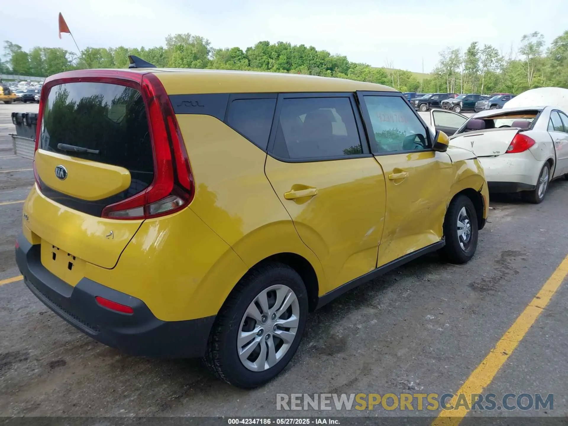 4 fotografías del automóvil dañado KNDJ23AU4L7089486 KIA SOUL 2020