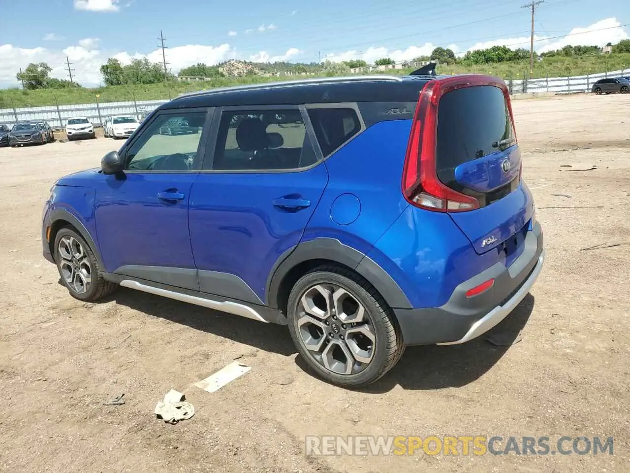 2 fotografías del automóvil dañado KNDJ23AU4L7117433 KIA SOUL 2020