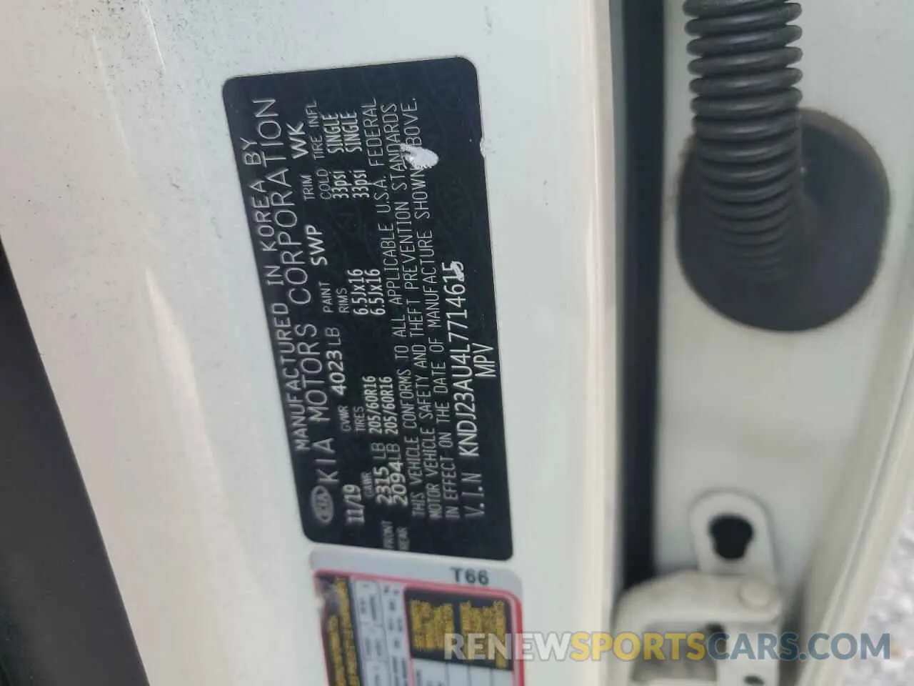 12 fotografías del automóvil dañado KNDJ23AU4L7714615 KIA SOUL 2020