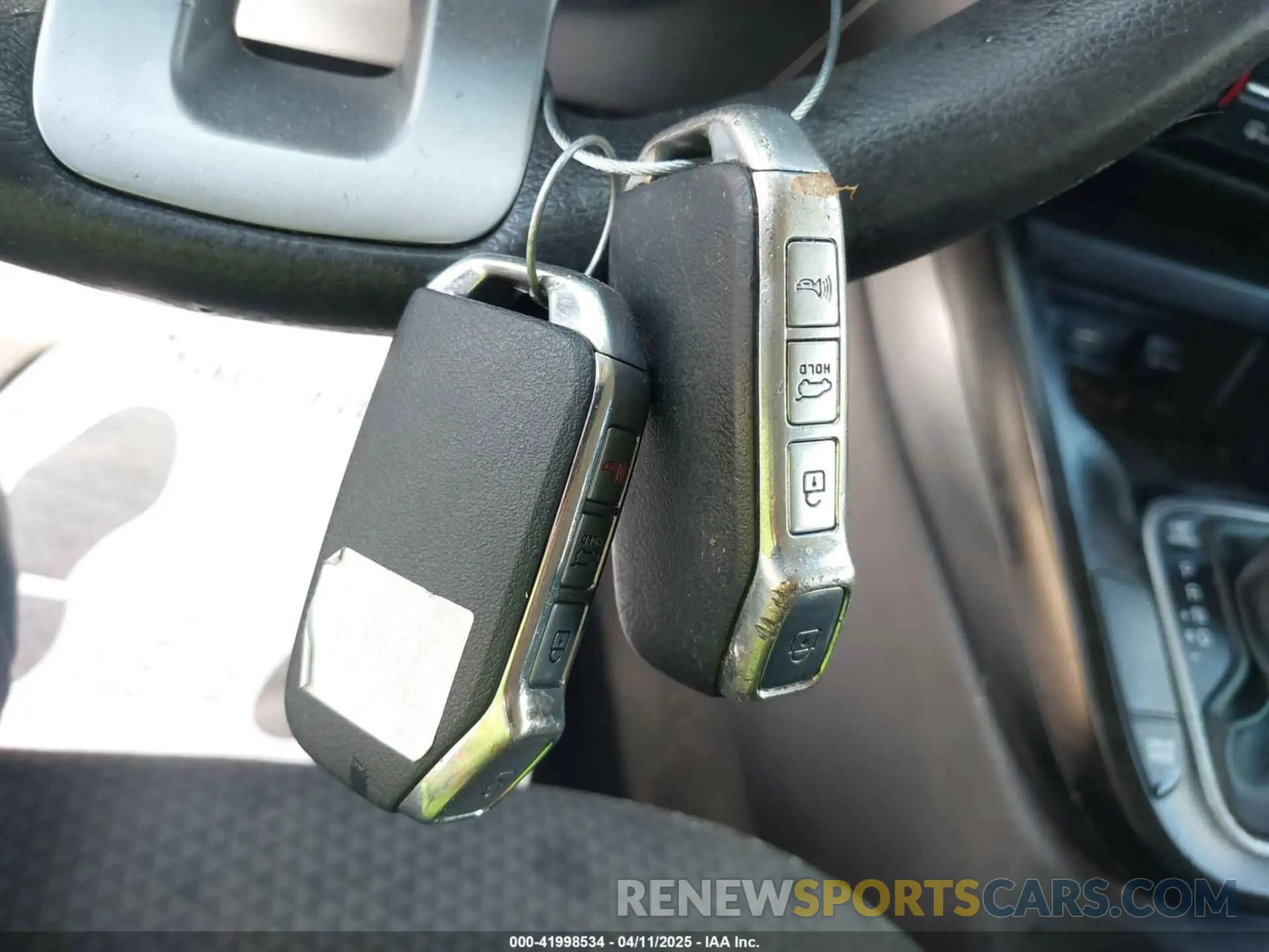 11 fotografías del automóvil dañado KNDJ23AU4L7721807 KIA SOUL 2020
