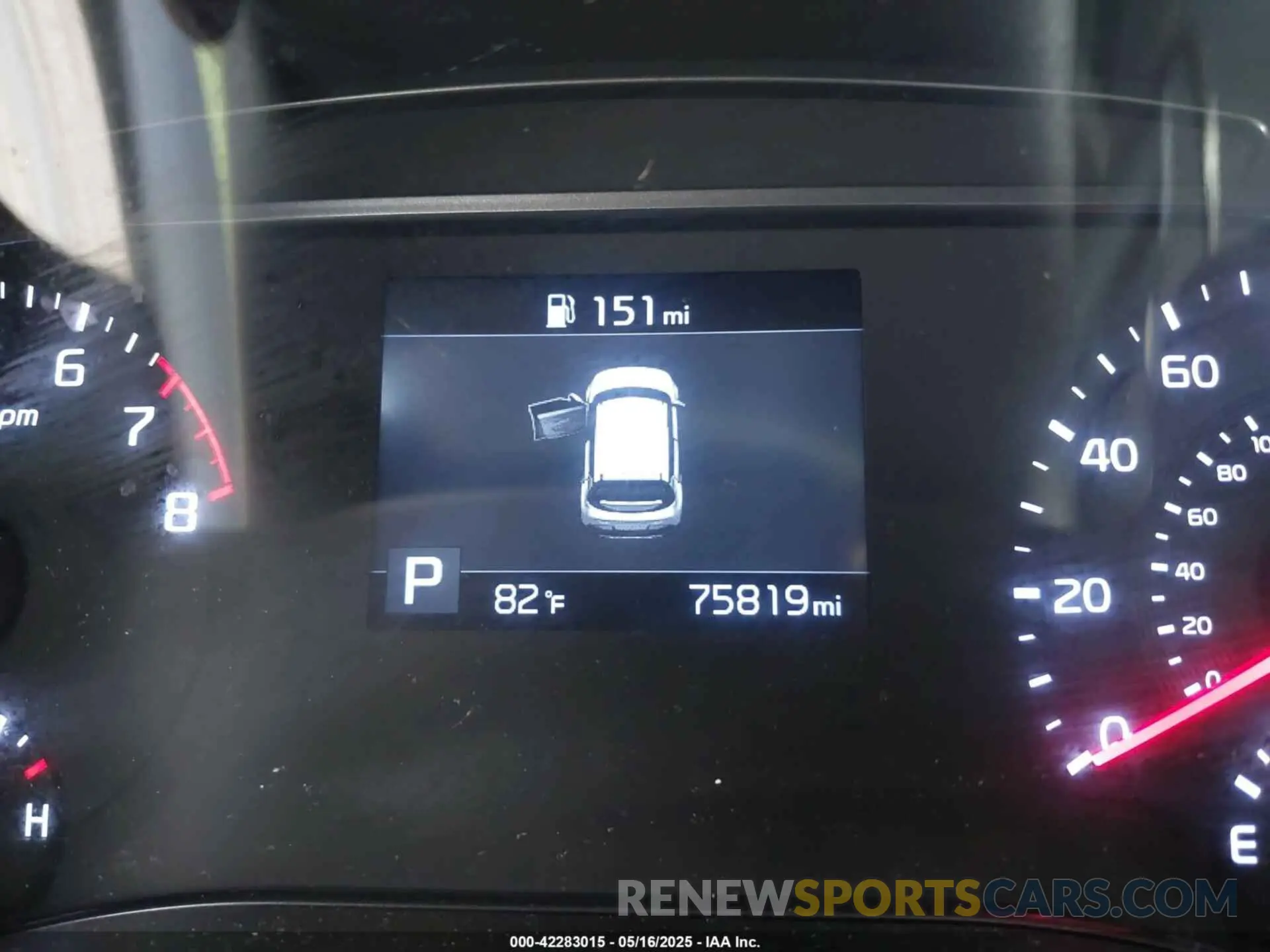 16 fotografías del automóvil dañado KNDJ23AU4L7724321 KIA SOUL 2020
