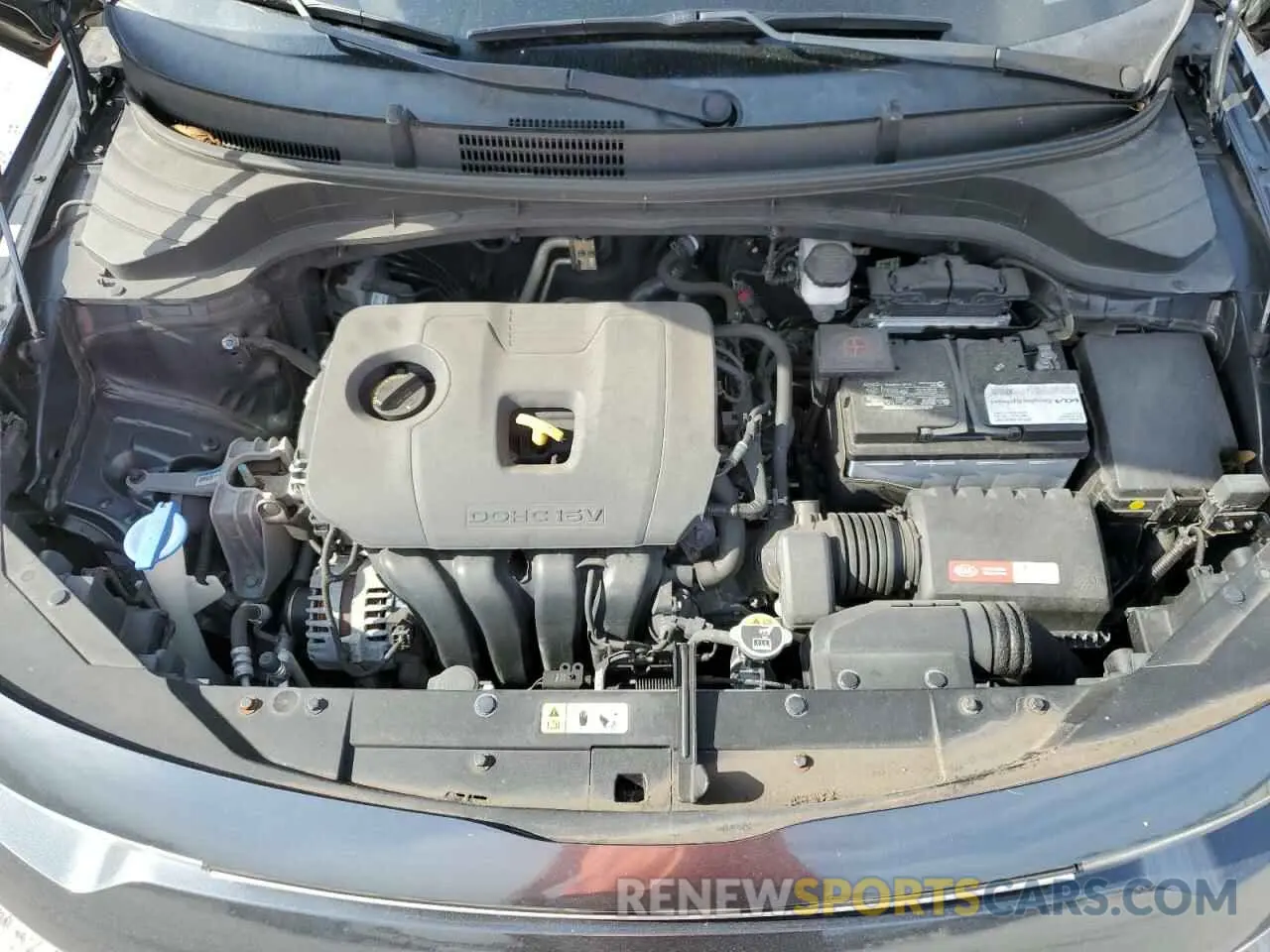12 fotografías del automóvil dañado KNDJ23AU5L7002775 KIA SOUL 2020