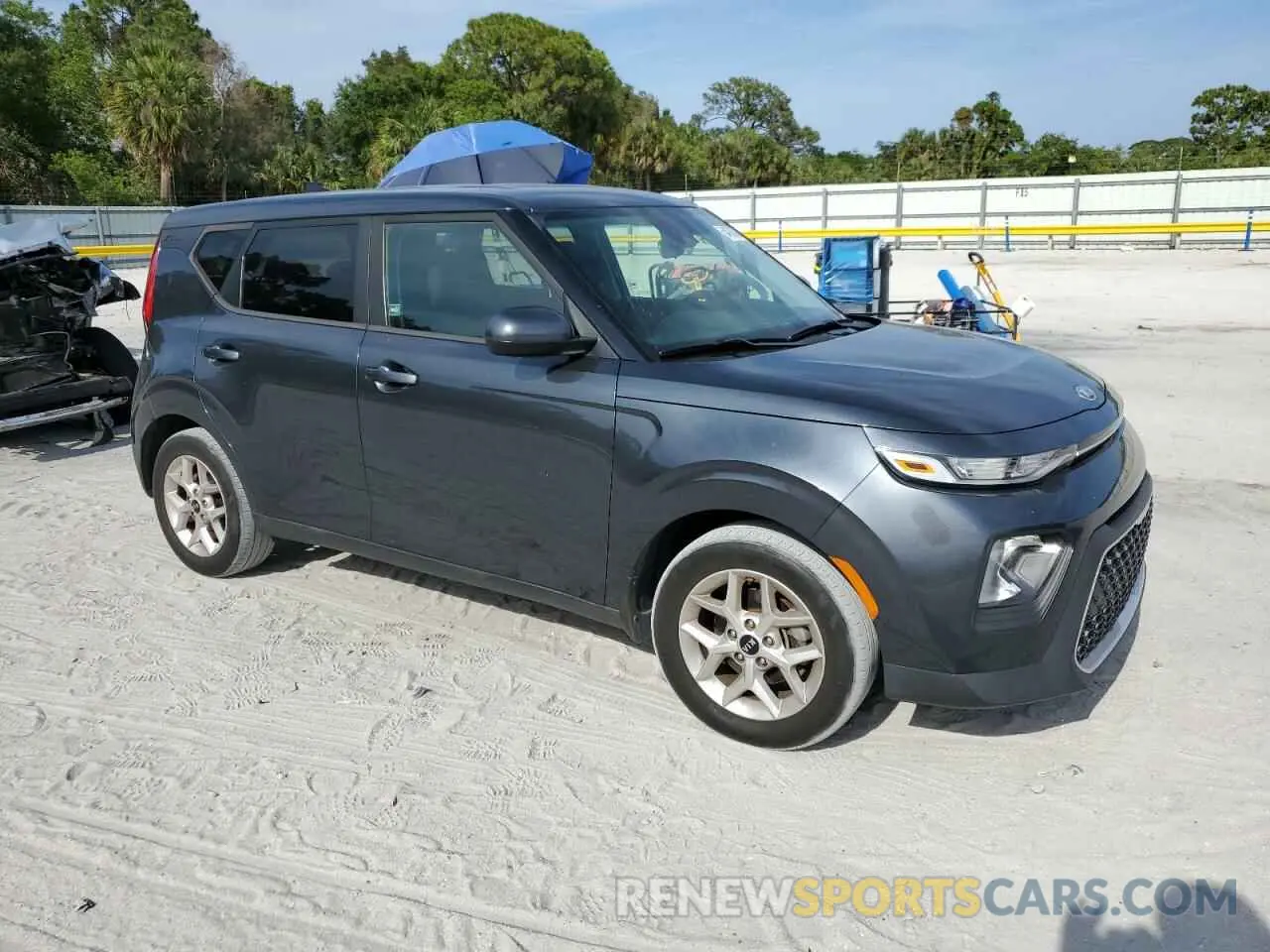 4 fotografías del automóvil dañado KNDJ23AU5L7002775 KIA SOUL 2020