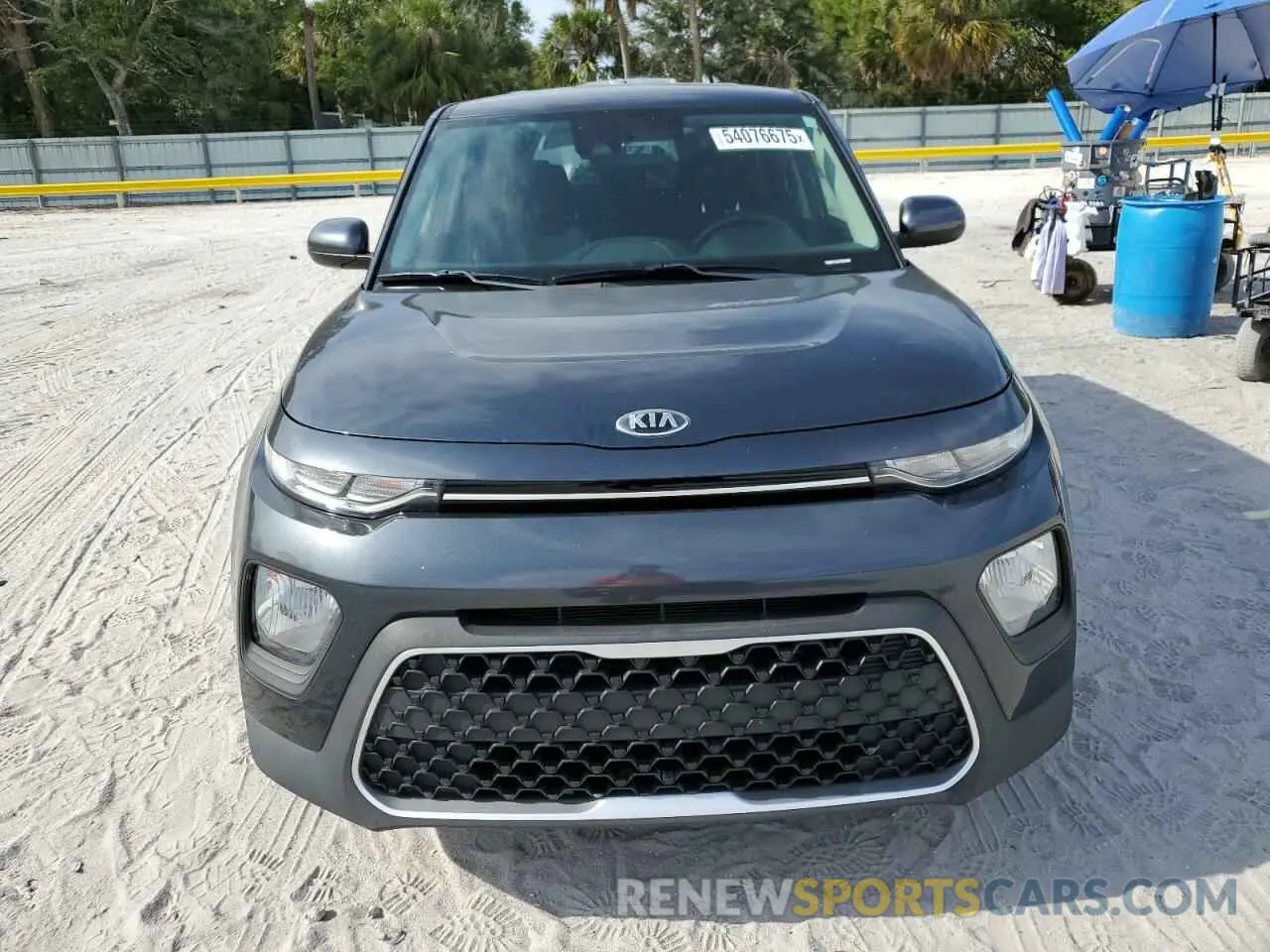 5 fotografías del automóvil dañado KNDJ23AU5L7002775 KIA SOUL 2020