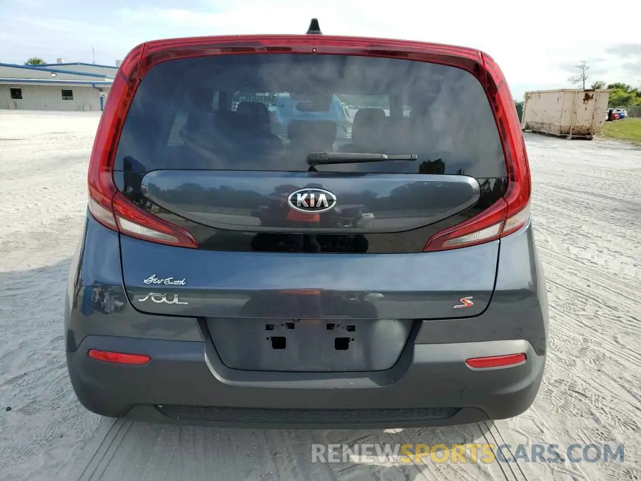 6 fotografías del automóvil dañado KNDJ23AU5L7002775 KIA SOUL 2020