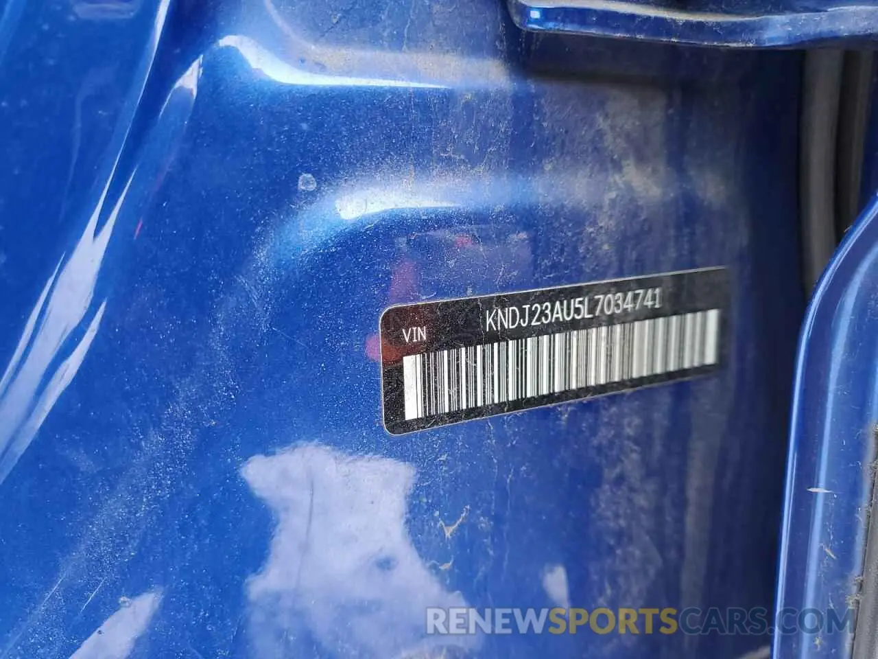 13 fotografías del automóvil dañado KNDJ23AU5L7034741 KIA SOUL 2020